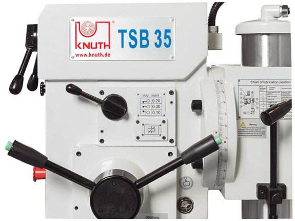 Swiveling drill head and automatic feed with 3 gear steps